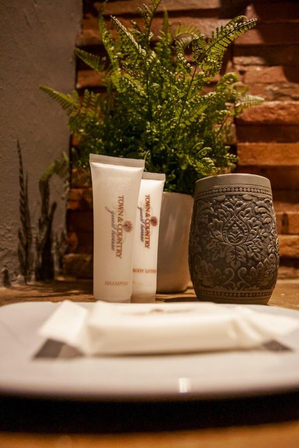 Town And Country Mpumalanga Hotel มิดเดิลเบิร์ก ภายนอก รูปภาพ