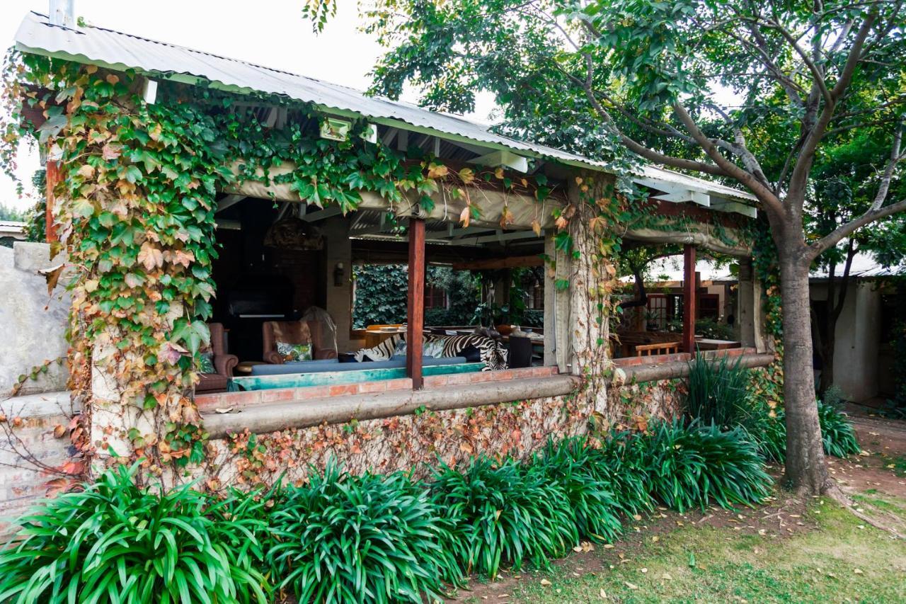 Town And Country Mpumalanga Hotel มิดเดิลเบิร์ก ภายนอก รูปภาพ