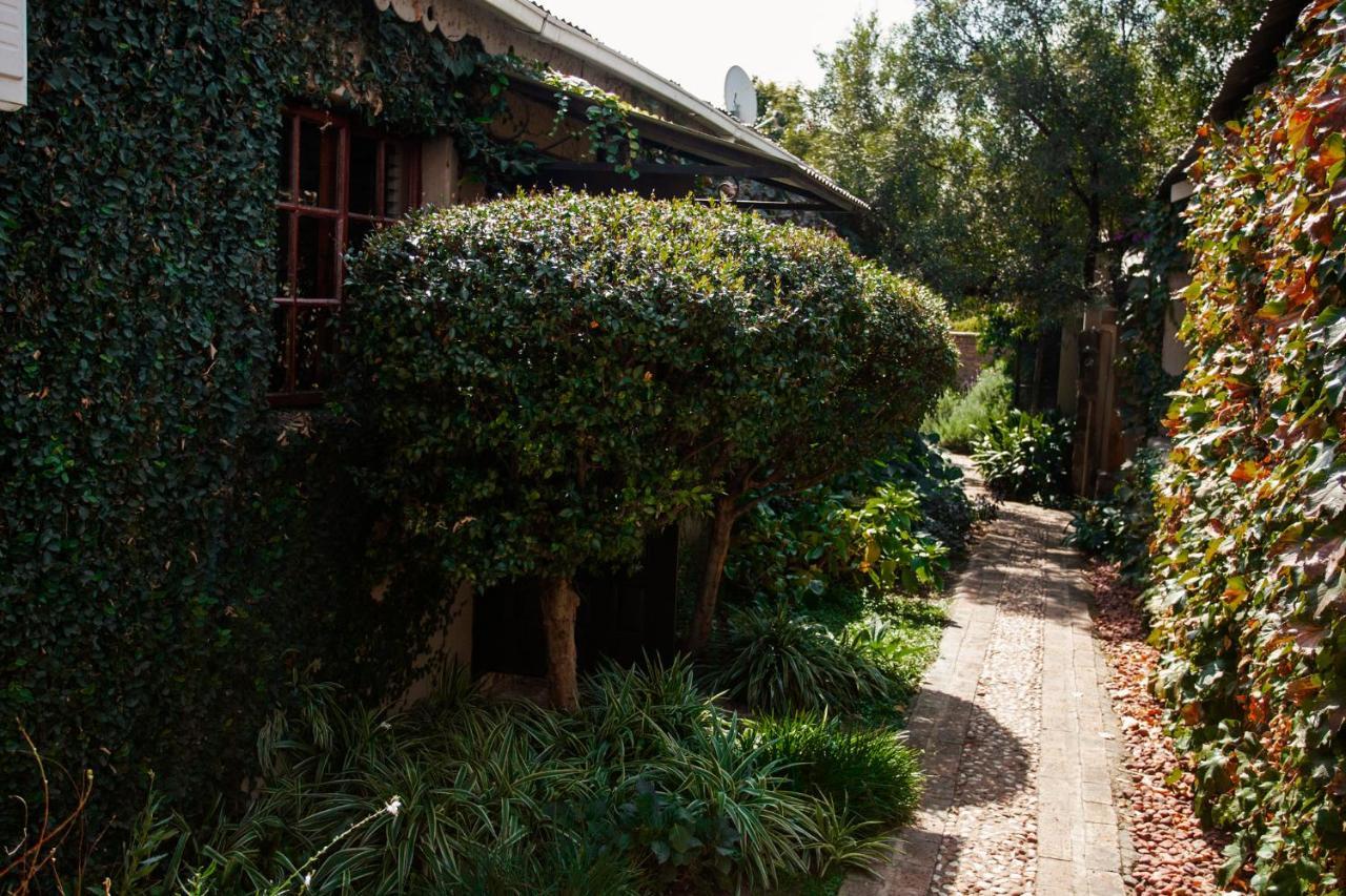 Town And Country Mpumalanga Hotel มิดเดิลเบิร์ก ภายนอก รูปภาพ